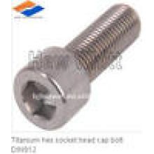 Titanium hex socket head cap bolt DIN912